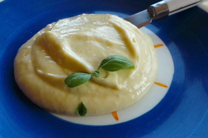 Allioli, a Catalan-style garlic mayonnaise.