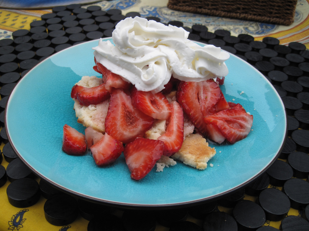 Gluten-Free Dream Dessert: Strawberry Flaxseed Shortcake